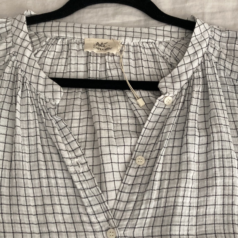 Elegant Grid Pattern Button Down Shirt - image 8